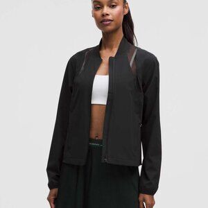 MESH-VENTILATED TENNIS JACKET